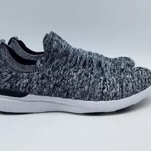APL Techloom Wave Women's Size 6.5 Running Shoes Black White Oreo